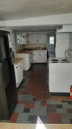$2,700 | 137 East Main Street, Unit 1, Northborough, MA 01532