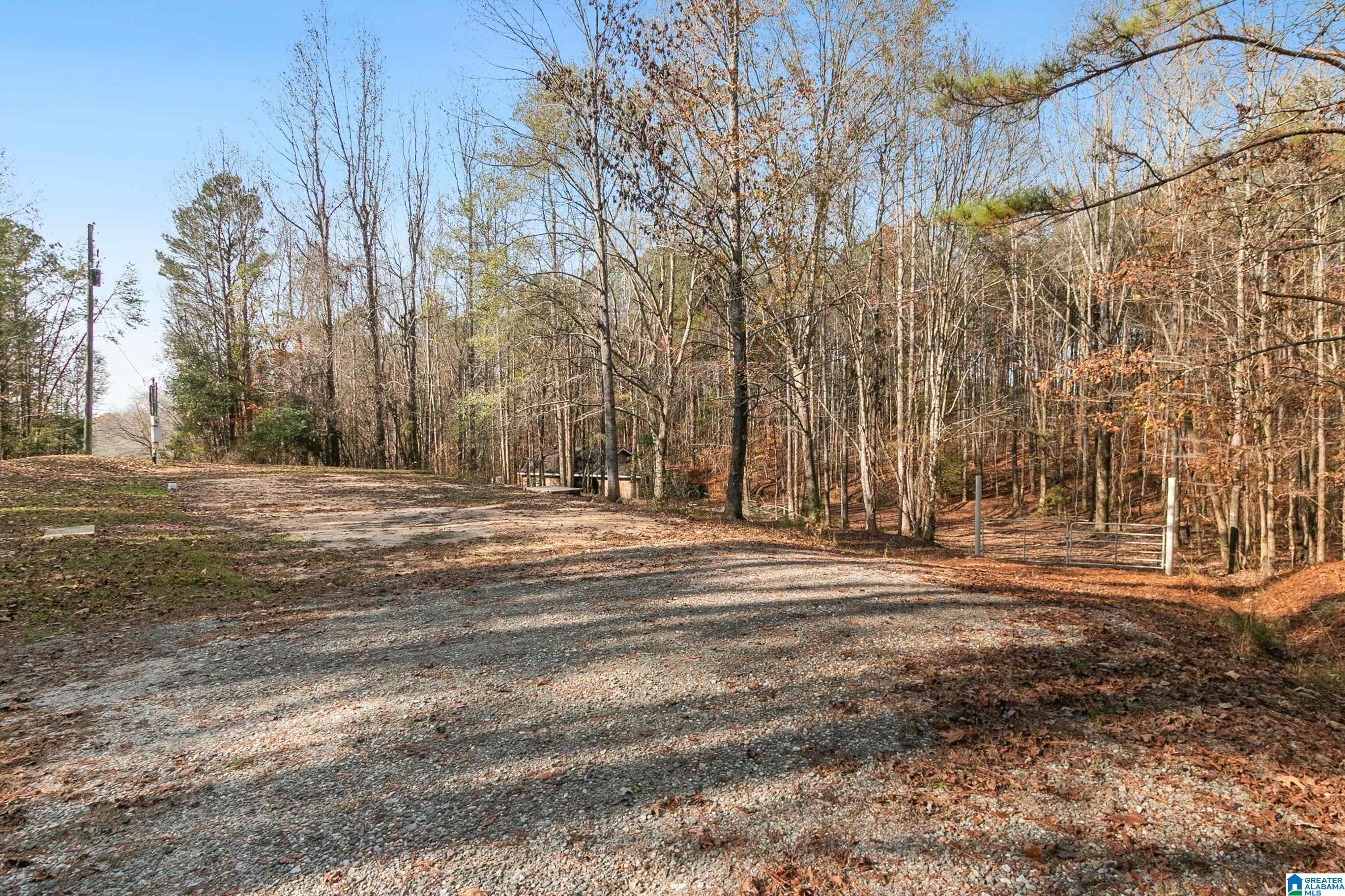10808 North Haven Road Northport, AL 35475 - Photo 3 of 45