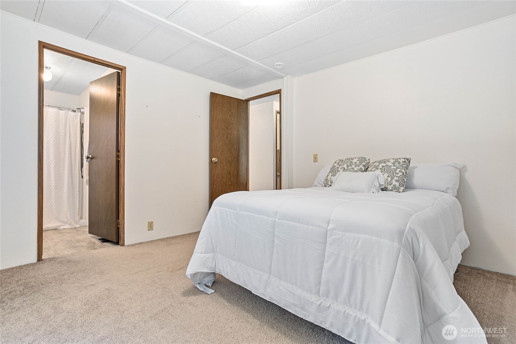 4915 Samish Way, Unit 104 Bellingham, WA 98229 - Photo 19 of 36 Gallery Image 19