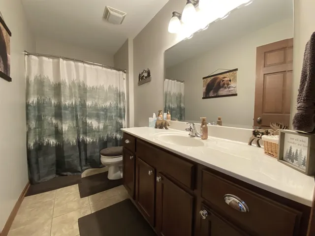 $550,000 | 412 Vista Columbus Wi 53925, Columbus, WI 53925