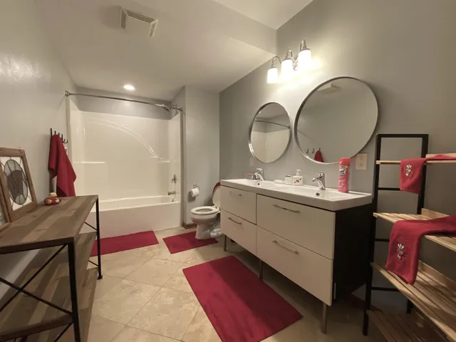 $550,000 | 412 Vista Columbus Wi 53925, Columbus, WI 53925