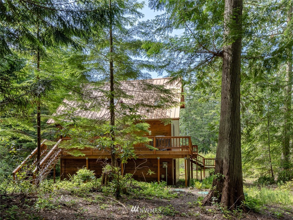 970 Fort Gate Road Nordland, WA 98358 - Photo 3 of 38 Gallery Image 3