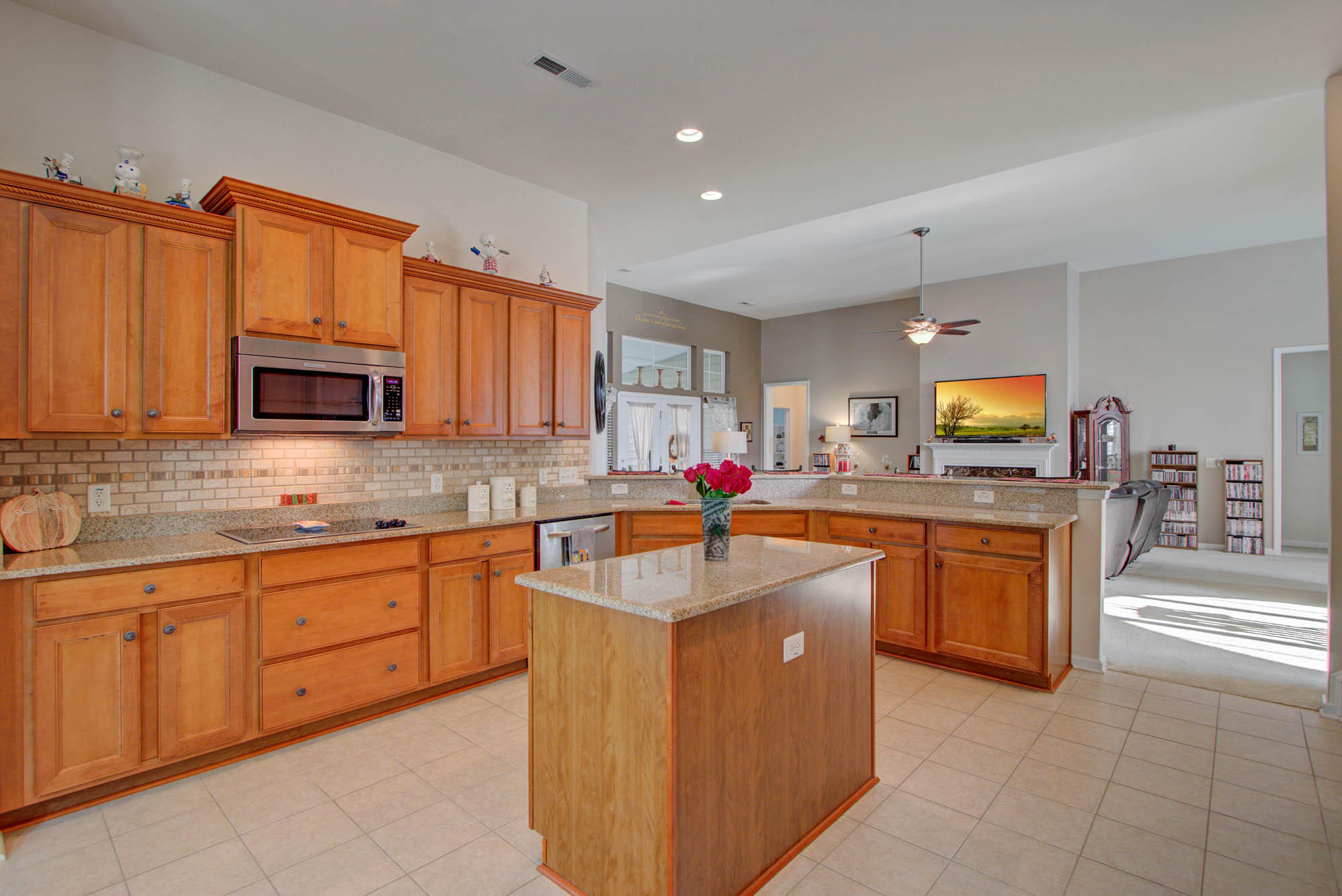 347 Decatur Drive Summerville, SC 29486 - Photo 10 of 37 347 Decatur (13)