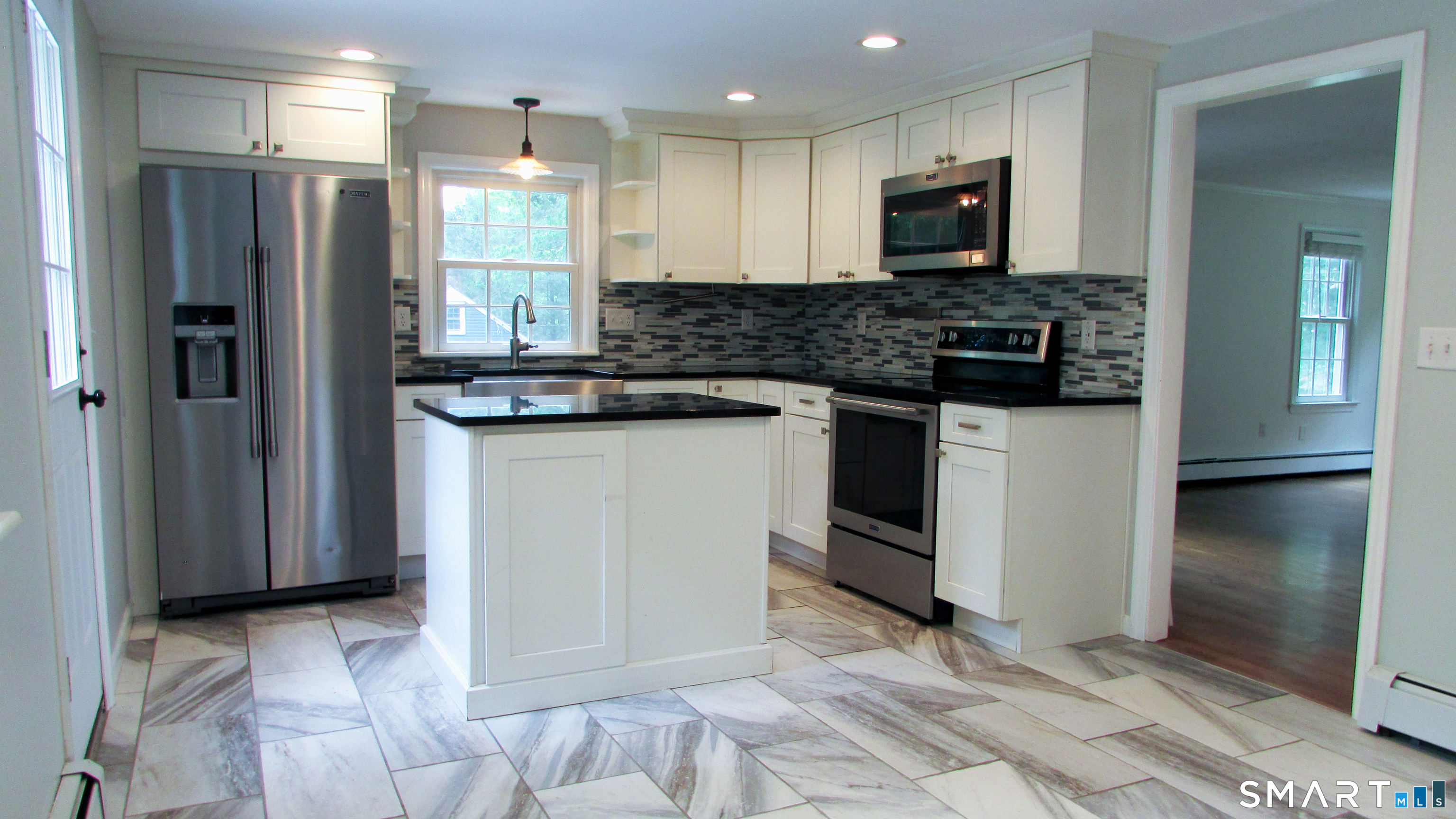 410 Pumpkin Hill Road Ledyard, CT 06339 - Photo 10 of 25