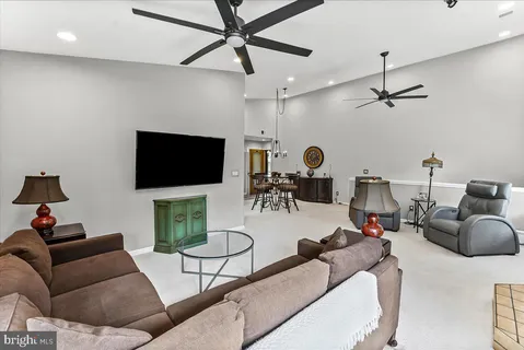 $405,000 | 409 Pritchard Place, Newtown Square, PA 19073