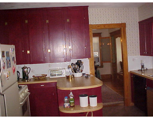 25 Winnipeg Street Springfield, MA 01108 - Photo 10 of 20 a kitchen with a sink stove and cabinets