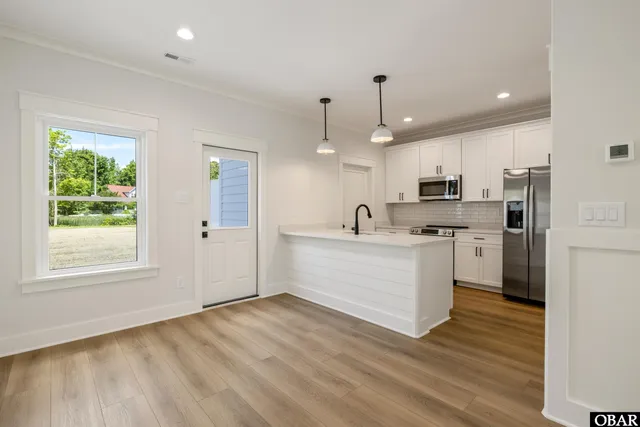 $399,000 | 517 Ananias Dare Street, Unit 3, Manteo, NC 27954