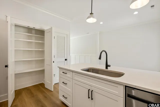 $399,000 | 517 Ananias Dare Street, Unit 3, Manteo, NC 27954