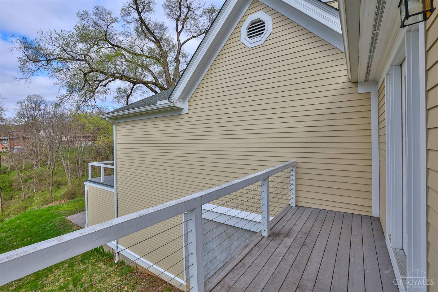 257 Compton Road Wyoming, OH 45215 - Photo 46 of 65