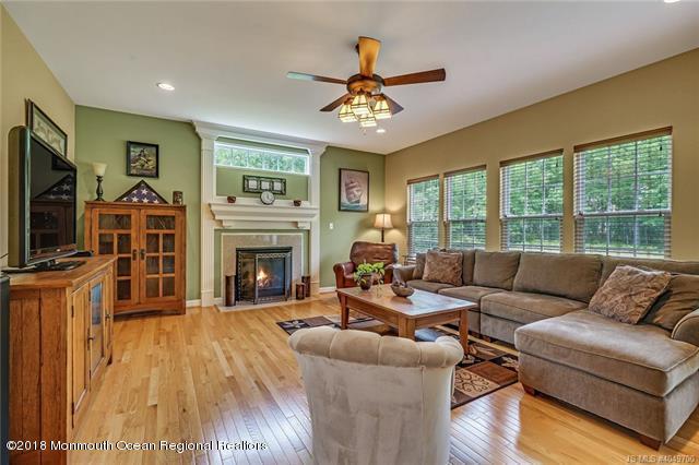 26 Carriage Way Barnegat, NJ 08005 - Photo 16 of 64 16