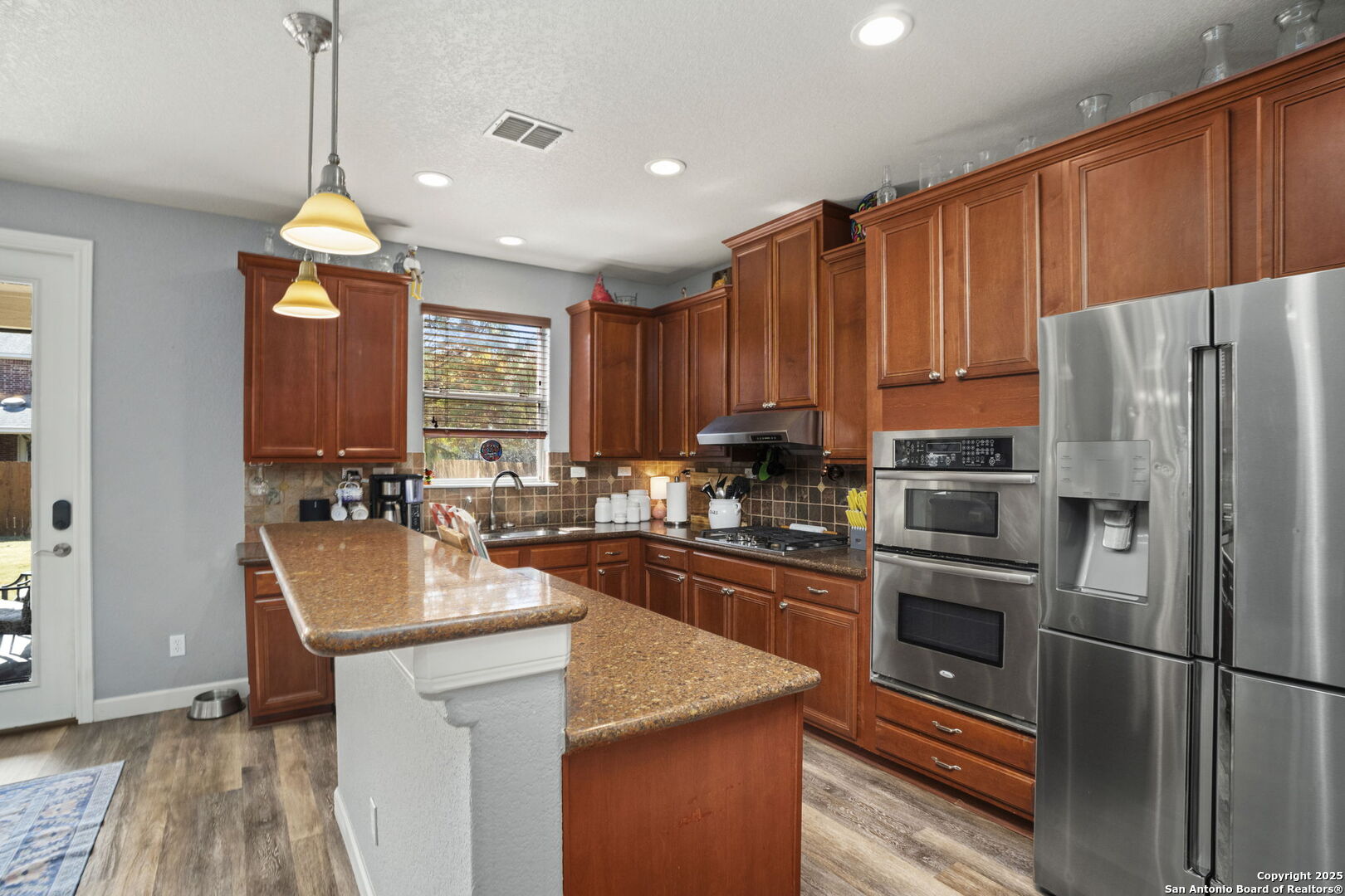 245 Mustang Run Boerne, TX 78006 - Photo 12 of 34