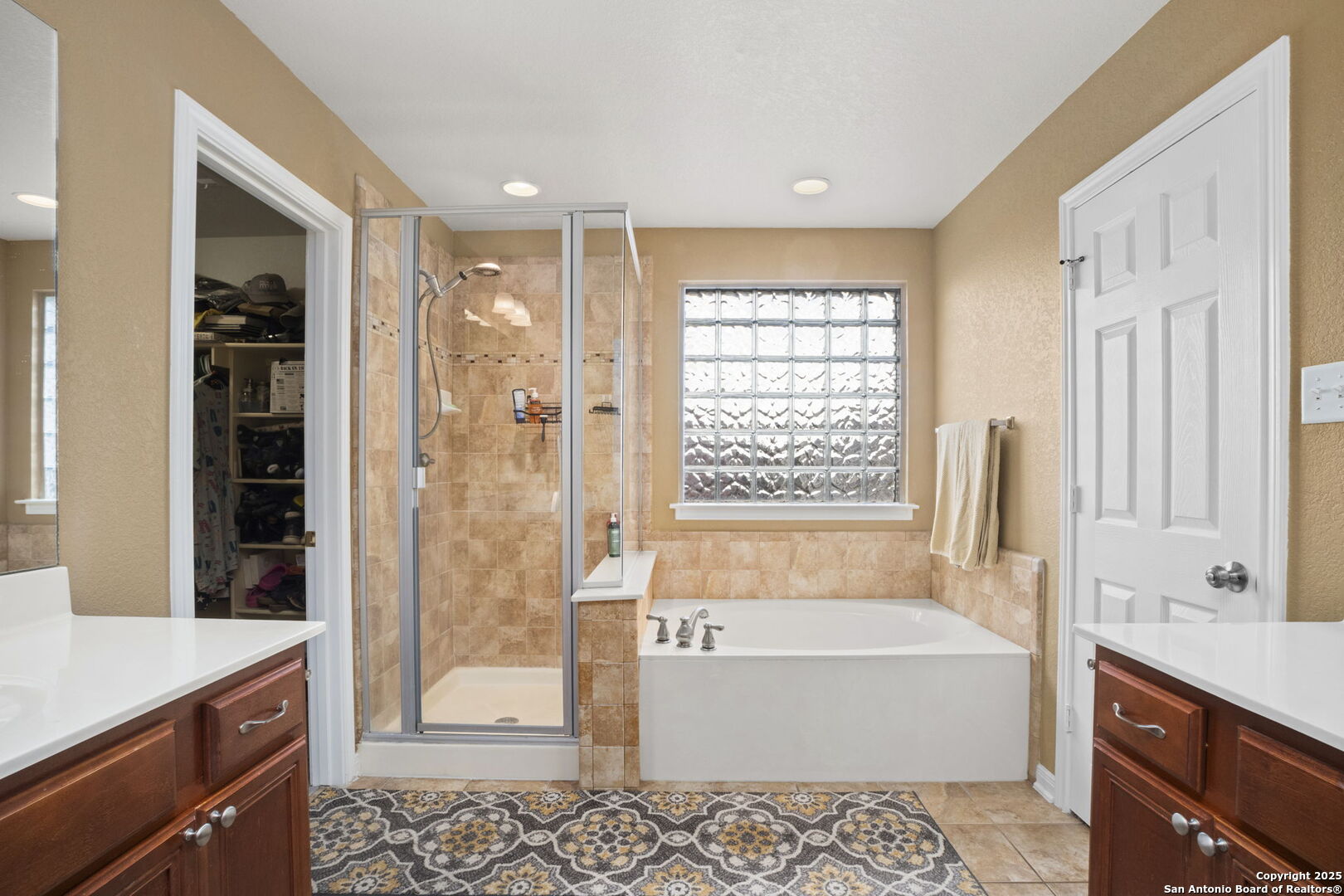 245 Mustang Run Boerne, TX 78006 - Photo 19 of 34