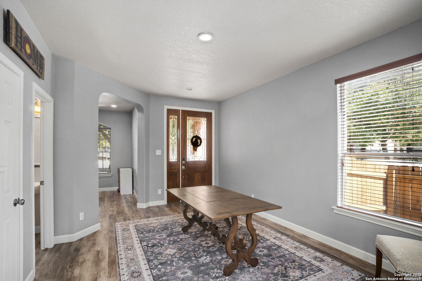 245 Mustang Run Boerne, TX 78006 - Photo 4 of 34