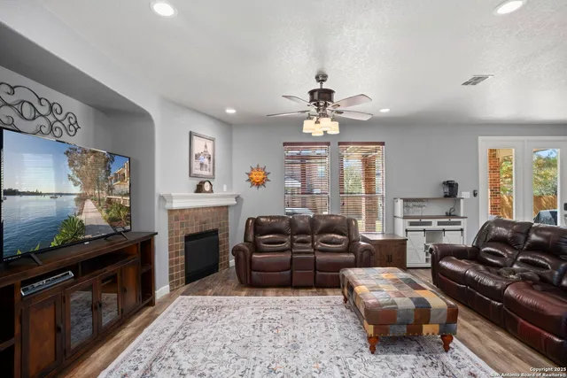 $435,000 | 245 Mustang Run, Boerne, TX 78006