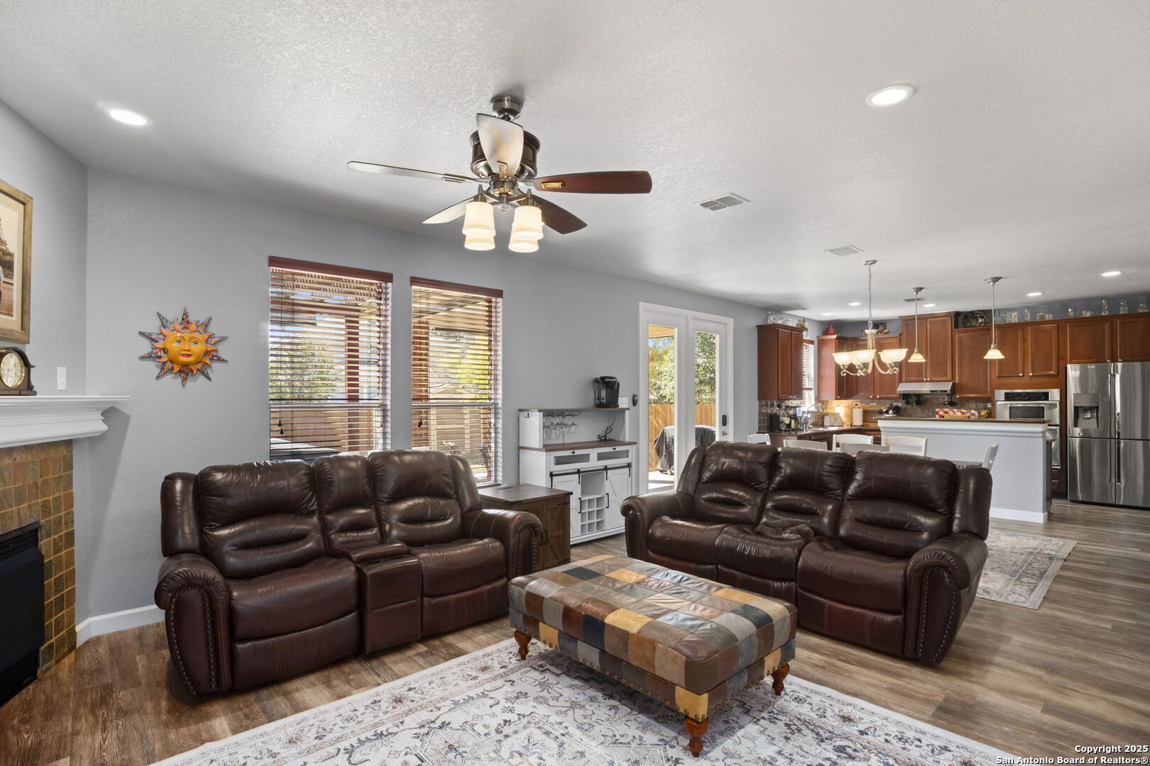 245 Mustang Run Boerne, TX 78006 - Photo 10 of 34