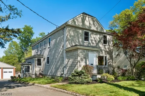 $875,000 | 186 West Northfield Road, Livingston, NJ 07039