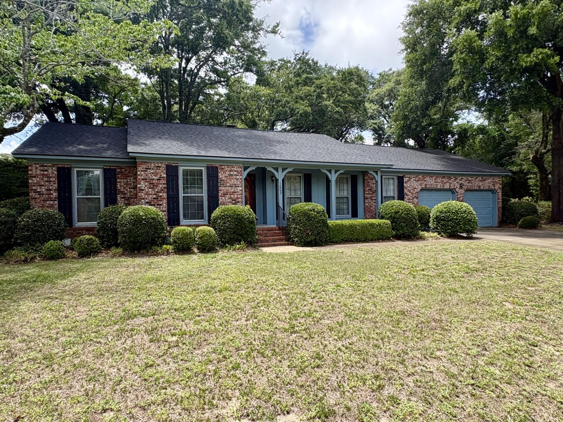 1003 Chambers Lane Mount Pleasant, SC 29464 - Photo 3 of 34 3