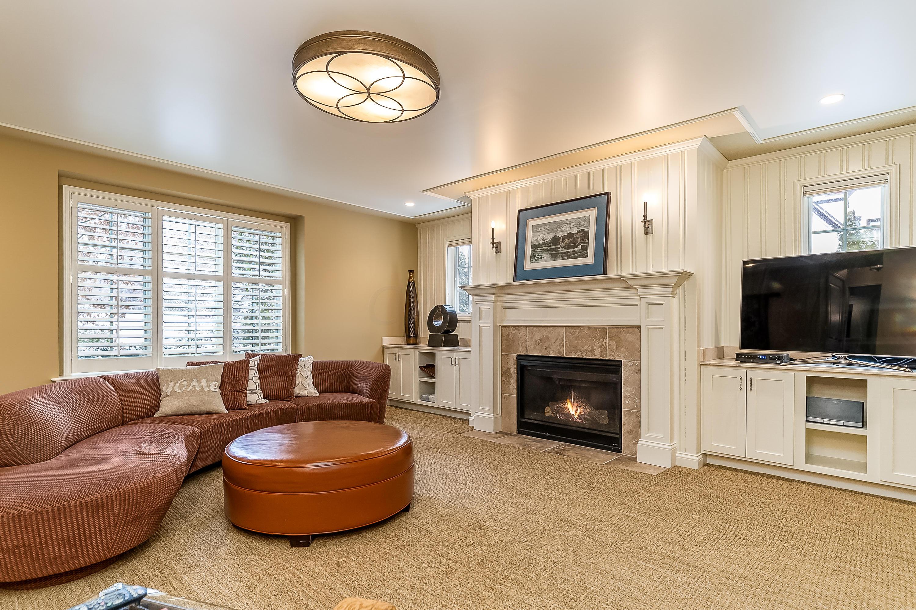2077 Elgin Road Upper Arlington, OH 43221 - Photo 11 of 38