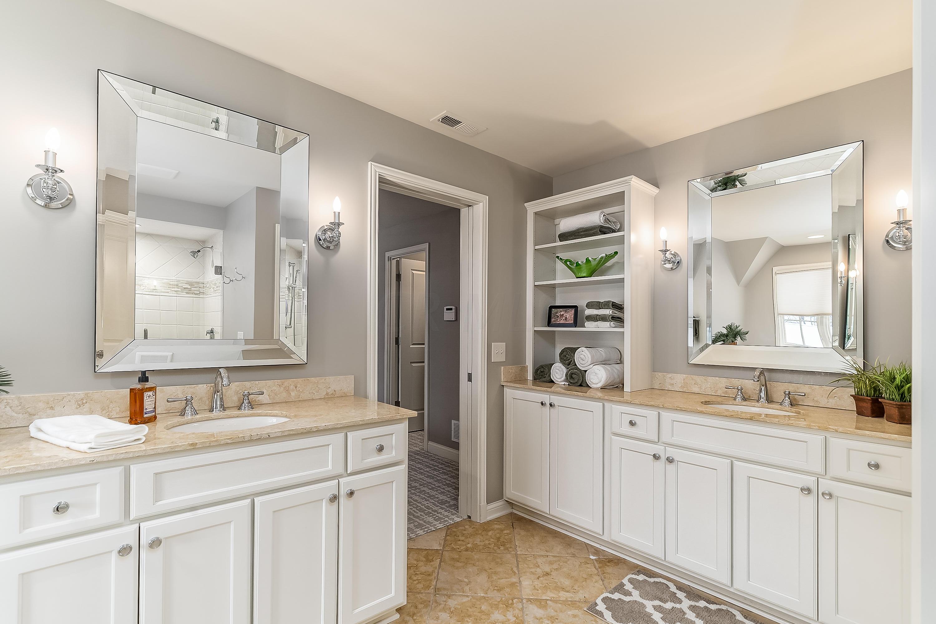 2077 Elgin Road Upper Arlington, OH 43221 - Photo 19 of 38
