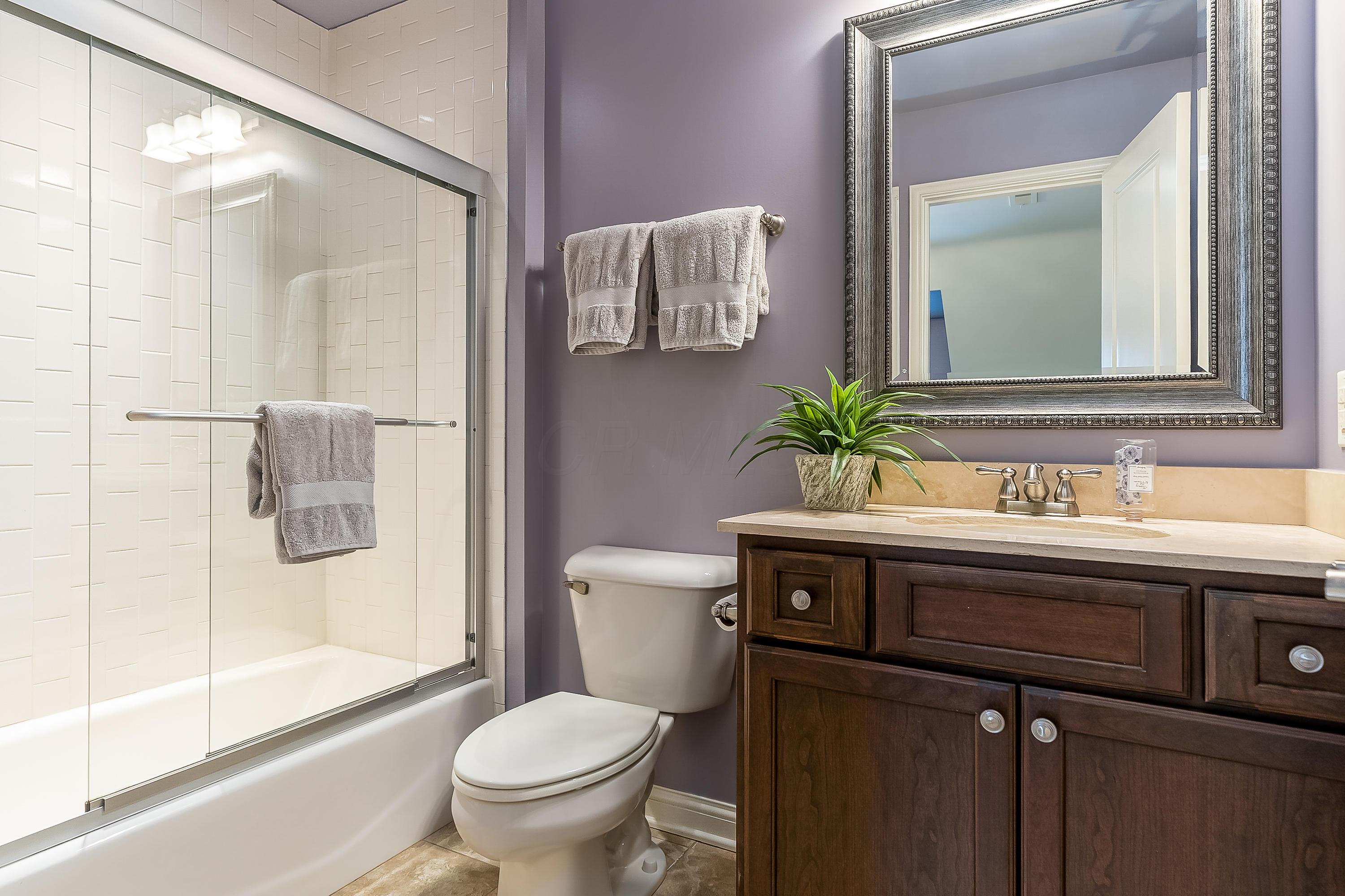 2077 Elgin Road Upper Arlington, OH 43221 - Photo 26 of 38
