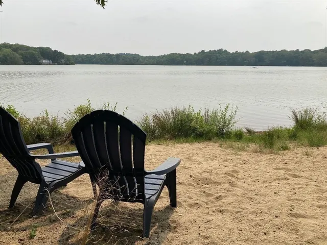 $554,500 | 6 Santuit Pond Road, Mashpee, MA 02649