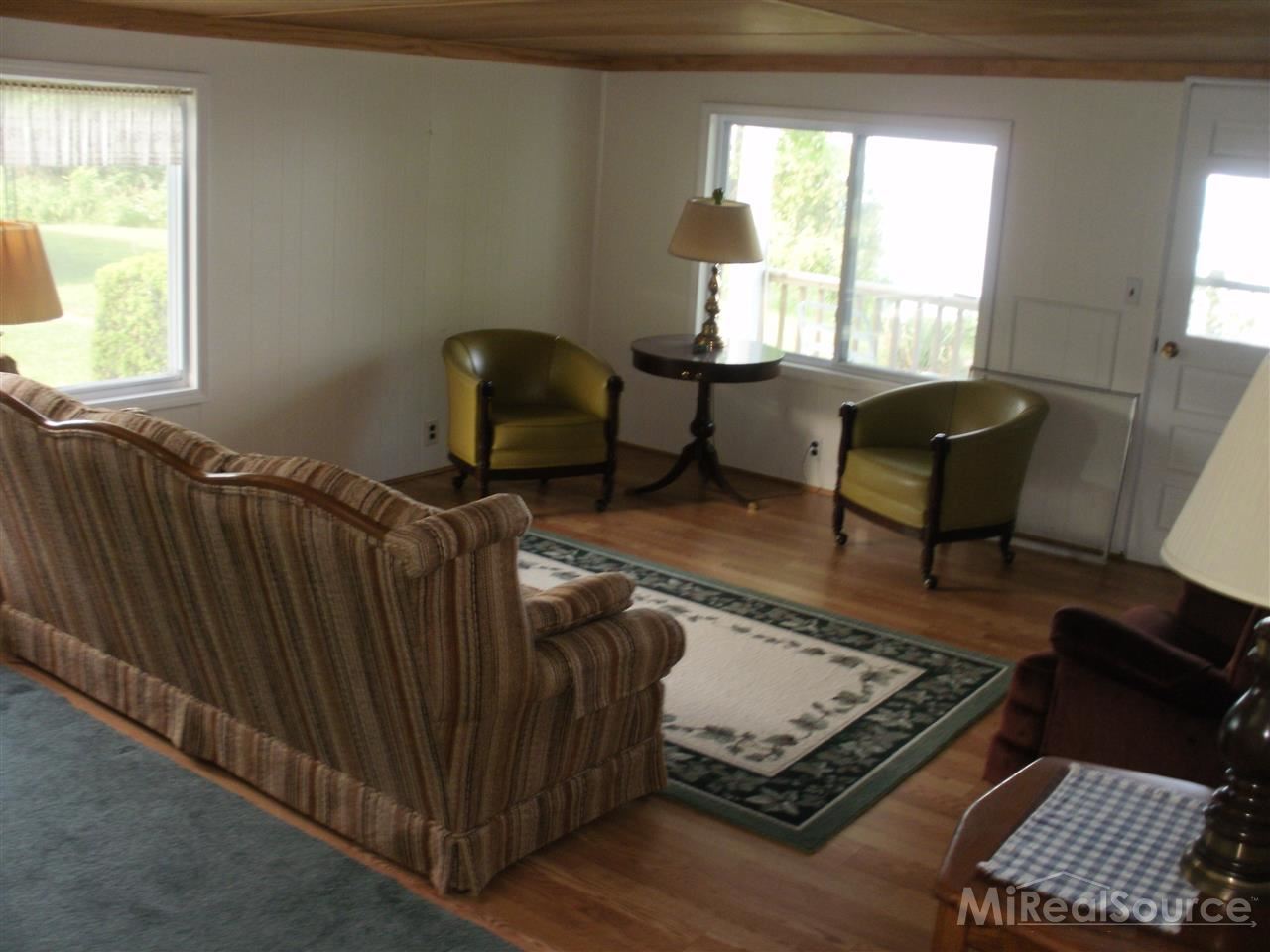 2249-2255 Lakeshore Road Applegate, MI 48401 - Photo 14 of 16 31199441-14.JPG