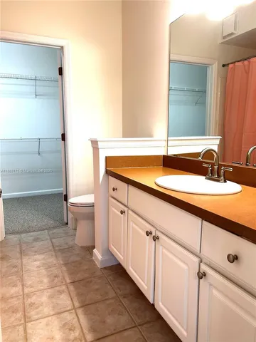 a bathroom with a tub