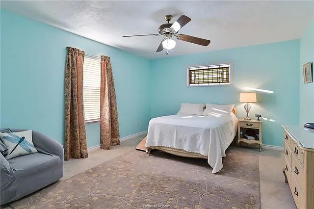 $2,750 | 9776 Calhoun Road, Bryan, TX 77808