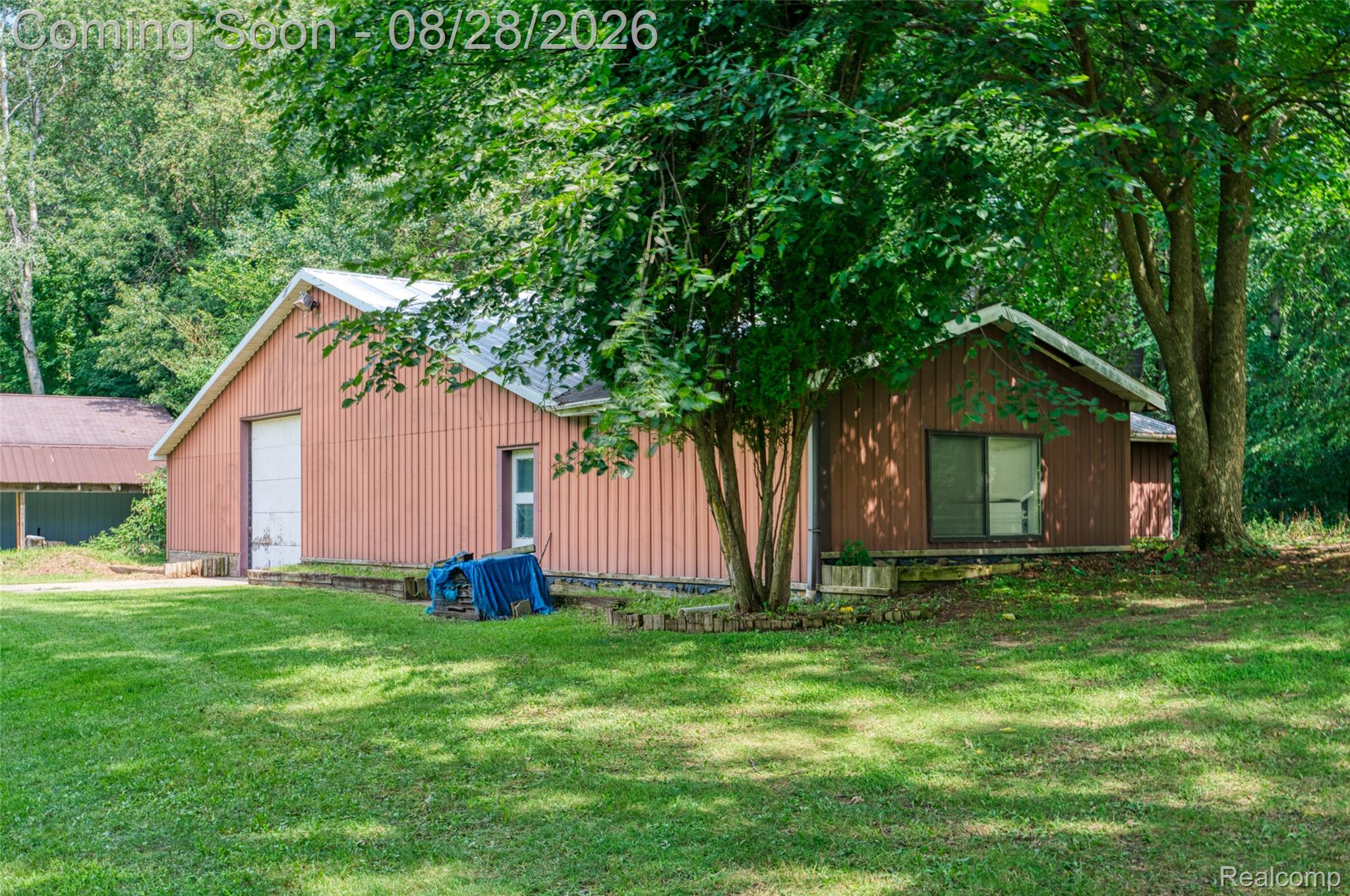 1010 North Truhn Road Fowlerville, MI 48836 - Photo 7 of 67 DSC07308_4.jpg