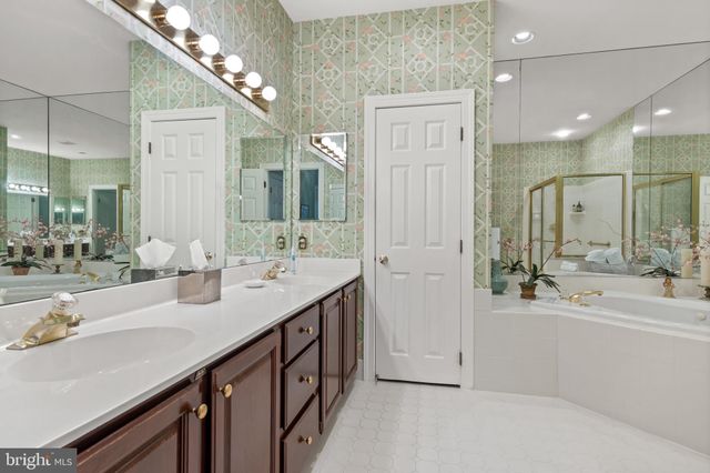 $720,000 | 114 Loramie Circle, Unit 14, Berwyn, PA 19312