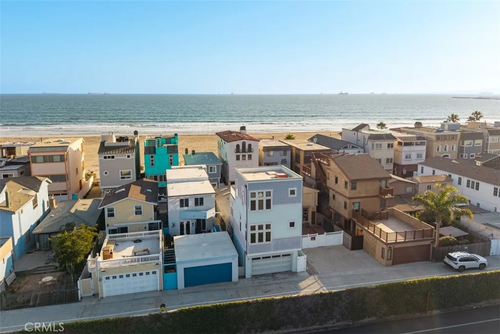 55 Surfside Avenue Surfside, CA 92649 - Photo 42 of 51