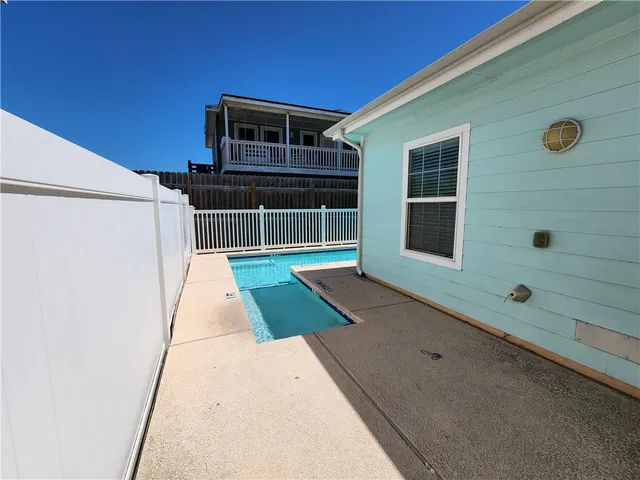 $435,000 | 699 Morgan Circle, Unit 104, Port Aransas, TX 78373