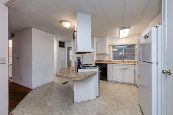 $90,000 | 3556 North Duke Avenue, Unit 157, Fresno, CA 93727