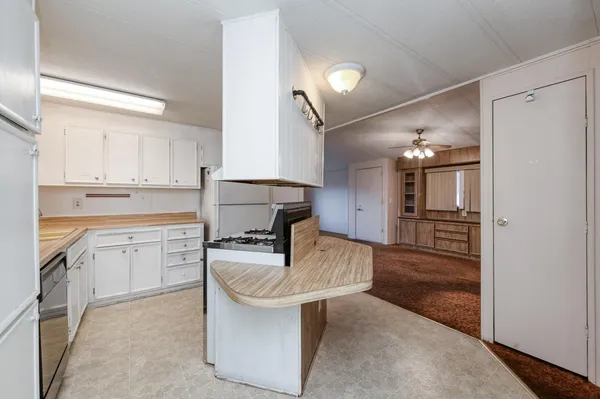 $90,000 | 3556 North Duke Avenue, Unit 157, Fresno, CA 93727