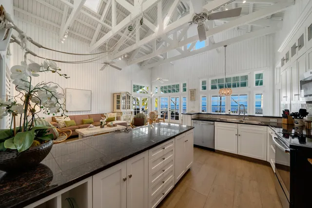 $3,350,000 | 236 Tarpon Street, Tavernier, FL 33070