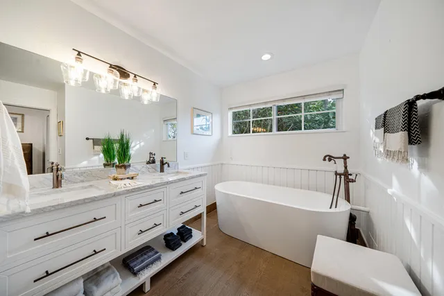 $3,350,000 | 236 Tarpon Street, Tavernier, FL 33070