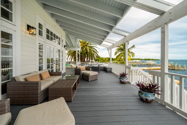 $3,350,000 | 236 Tarpon Street, Tavernier, FL 33070