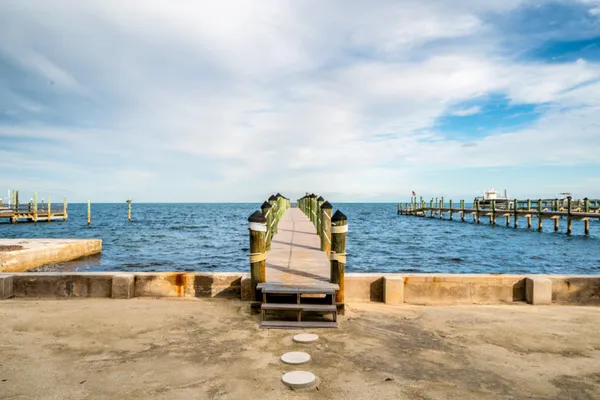 $3,350,000 | 236 Tarpon Street, Tavernier, FL 33070