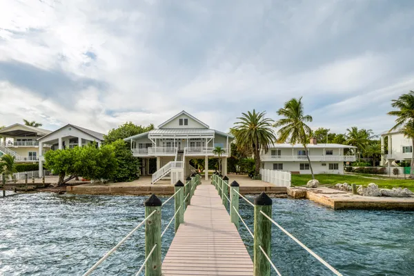 $3,350,000 | 236 Tarpon Street, Tavernier, FL 33070