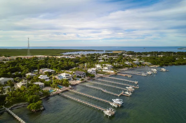 $3,350,000 | 236 Tarpon Street, Tavernier, FL 33070