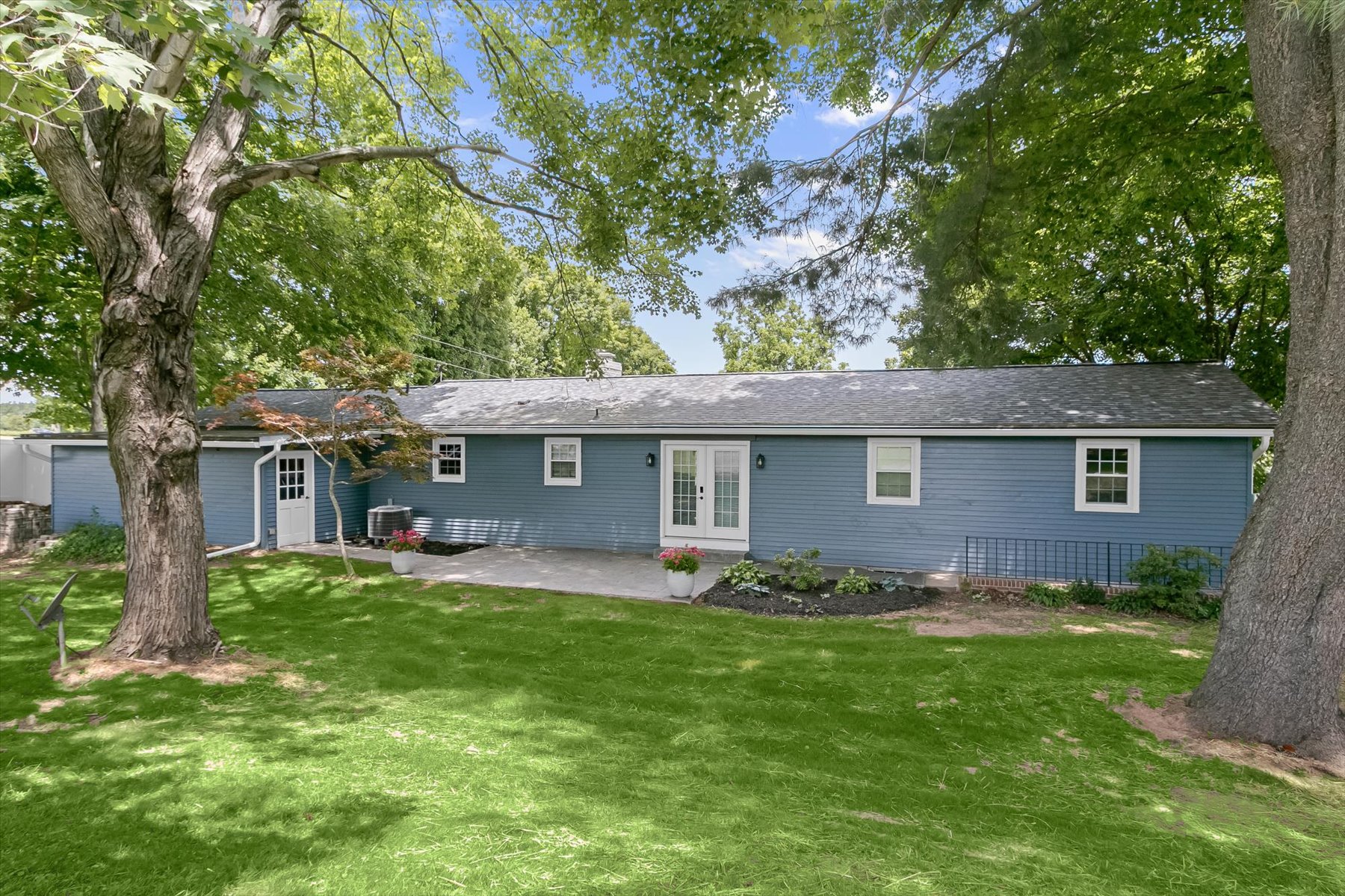 12405 Lime Kiln Road Fulton, MD 20759 - Photo 2 of 50 Incredible Rear Yard and Patio