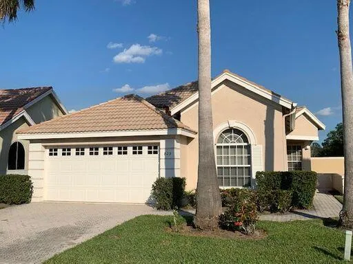 $2,350 | 825 Southwest St Andrews Cove, Port St. Lucie, FL 34986