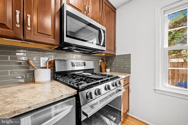 $649,000 | 9535 Burdett Road, Burke, VA 22015