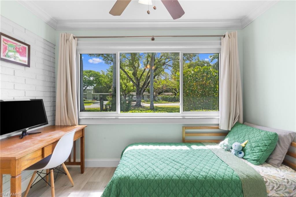 905 13th Street North Naples, FL 34102 - Photo 19 of 43