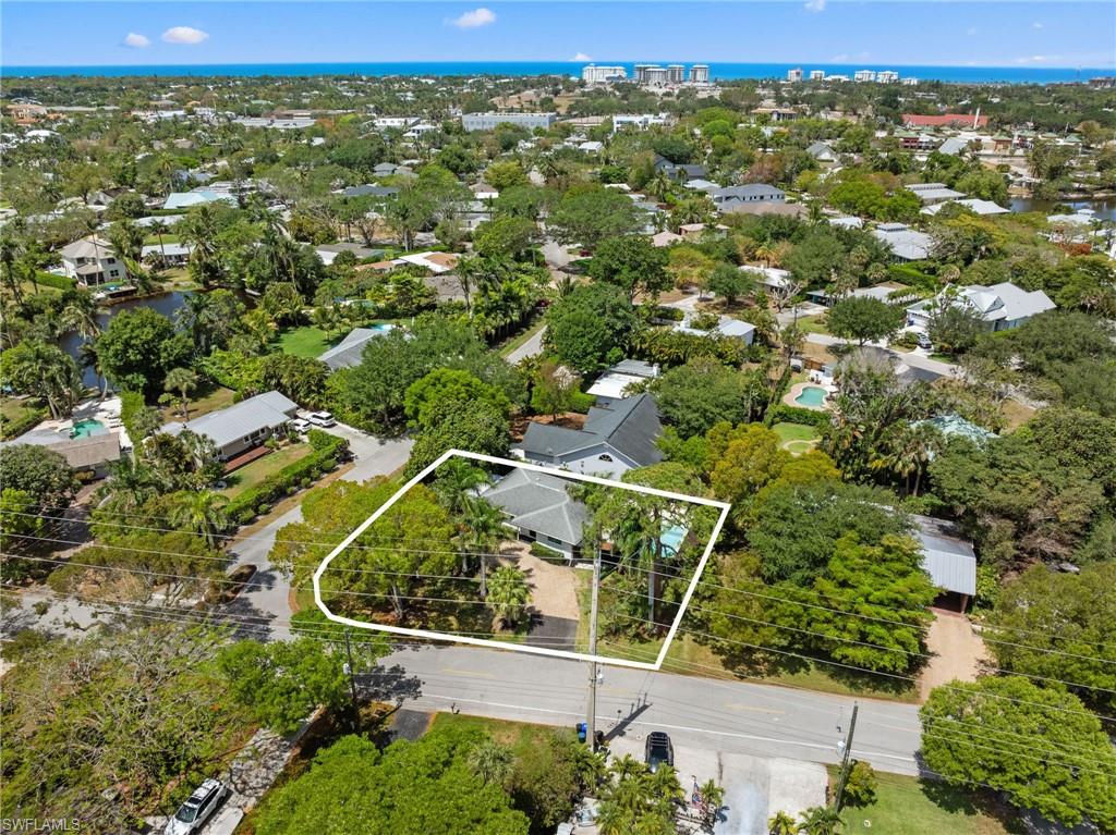 905 13th Street North Naples, FL 34102 - Photo 2 of 43