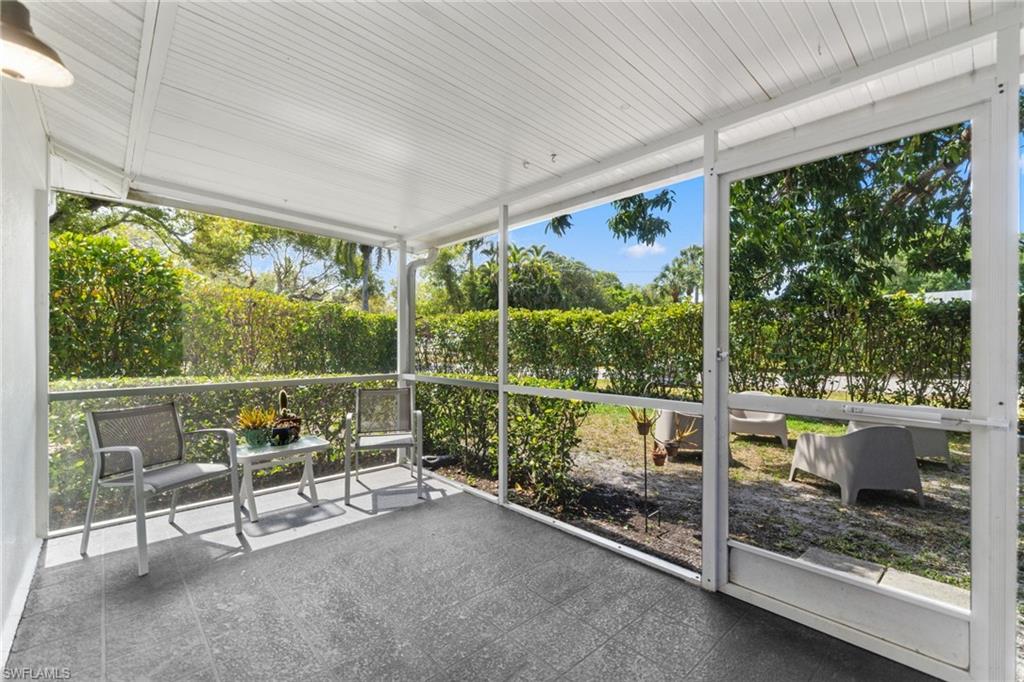 905 13th Street North Naples, FL 34102 - Photo 21 of 43