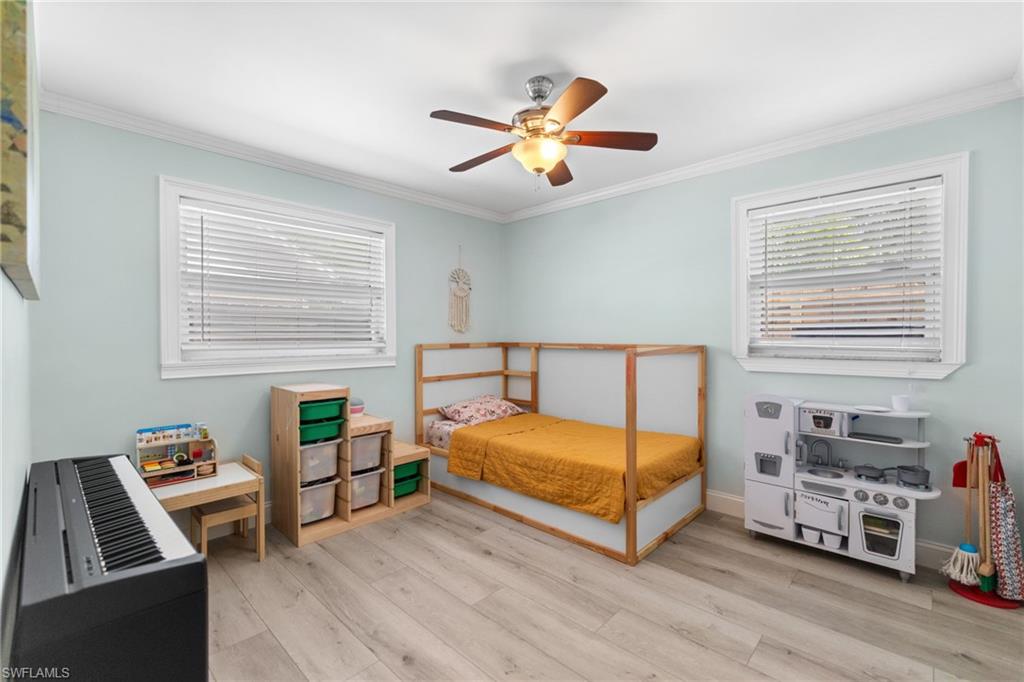 905 13th Street North Naples, FL 34102 - Photo 24 of 43