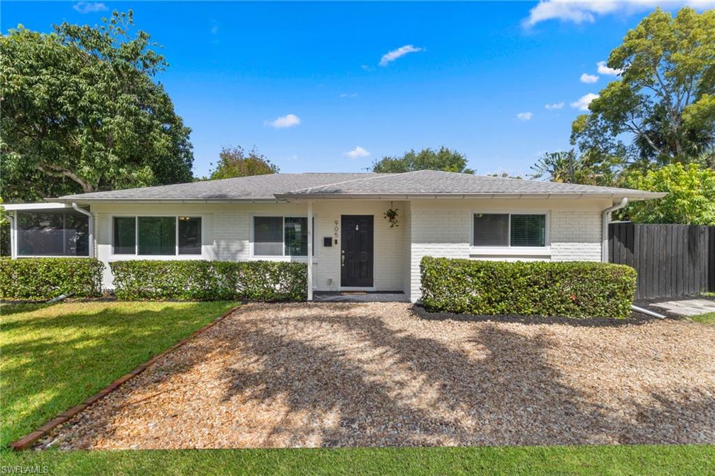 905 13th Street North Naples, FL 34102 - Photo 29 of 43