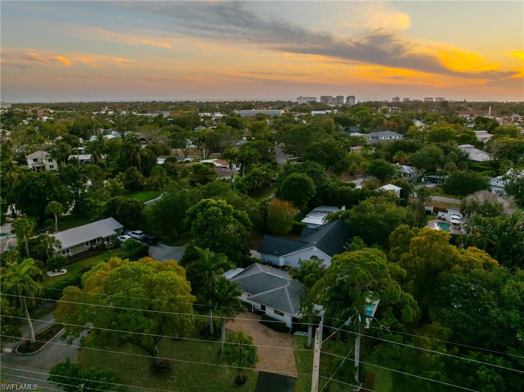 905 13th Street North Naples, FL 34102 - Photo 36 of 43
