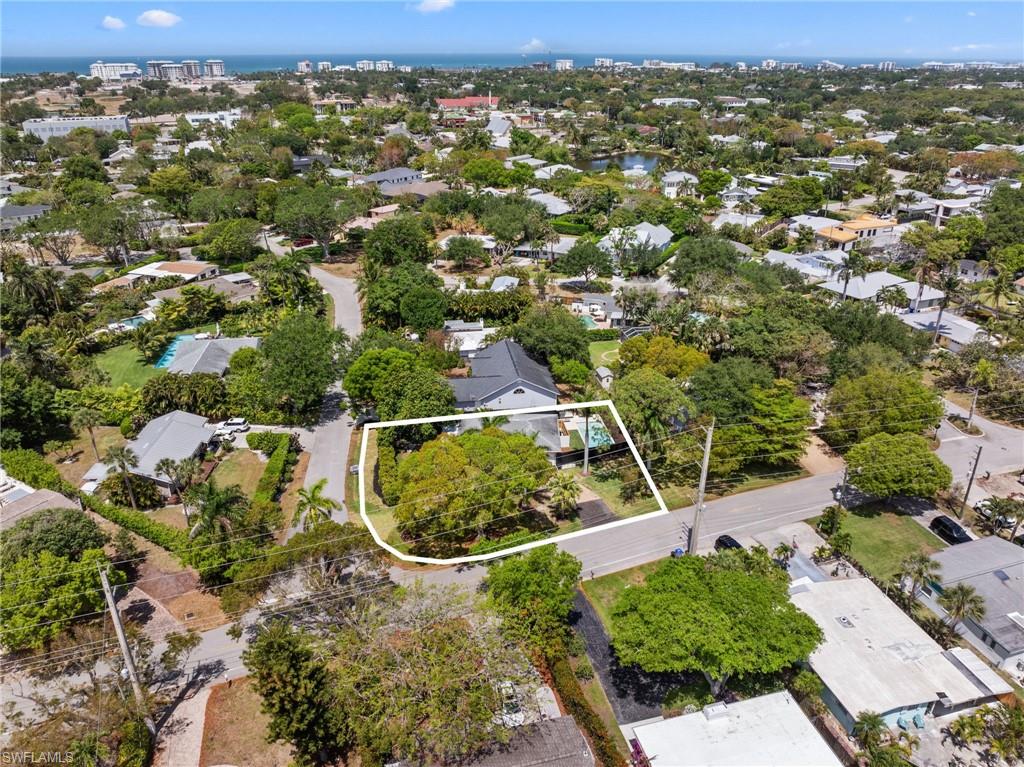 905 13th Street North Naples, FL 34102 - Photo 39 of 43